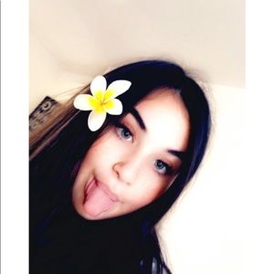 Meet your Posher, Paris